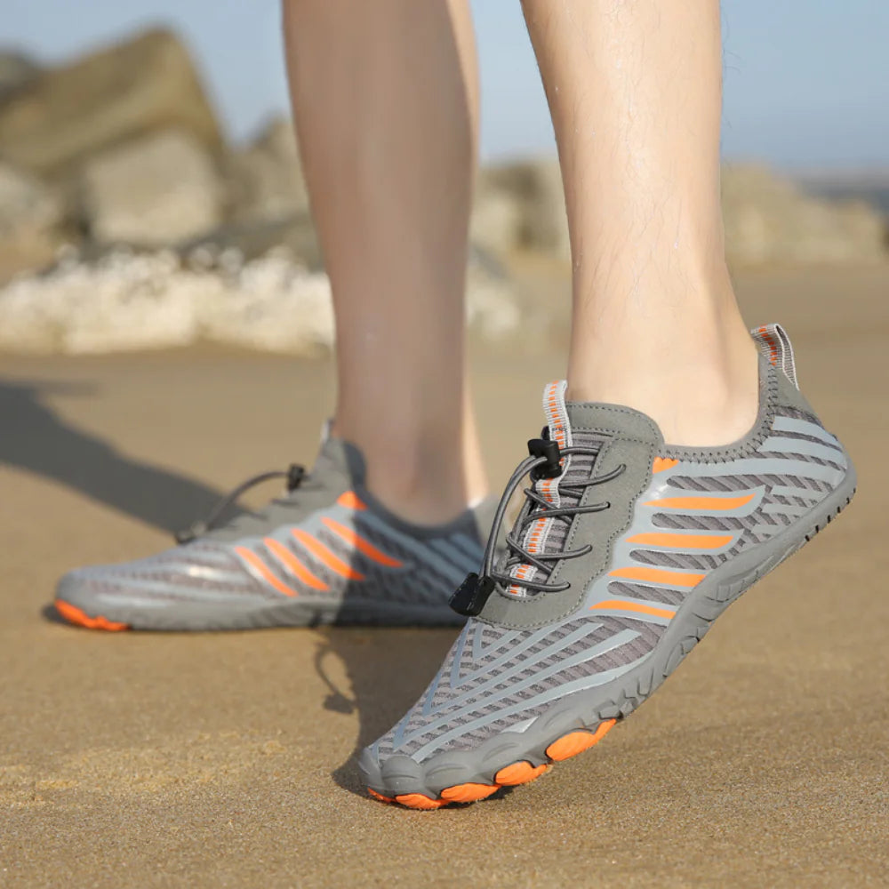 Schoenen op blote voeten